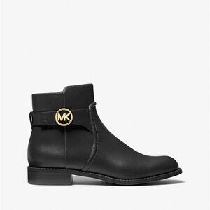 Michael Kors Carmen Ankle Bootie Black Faux Leather Women’s Size 9